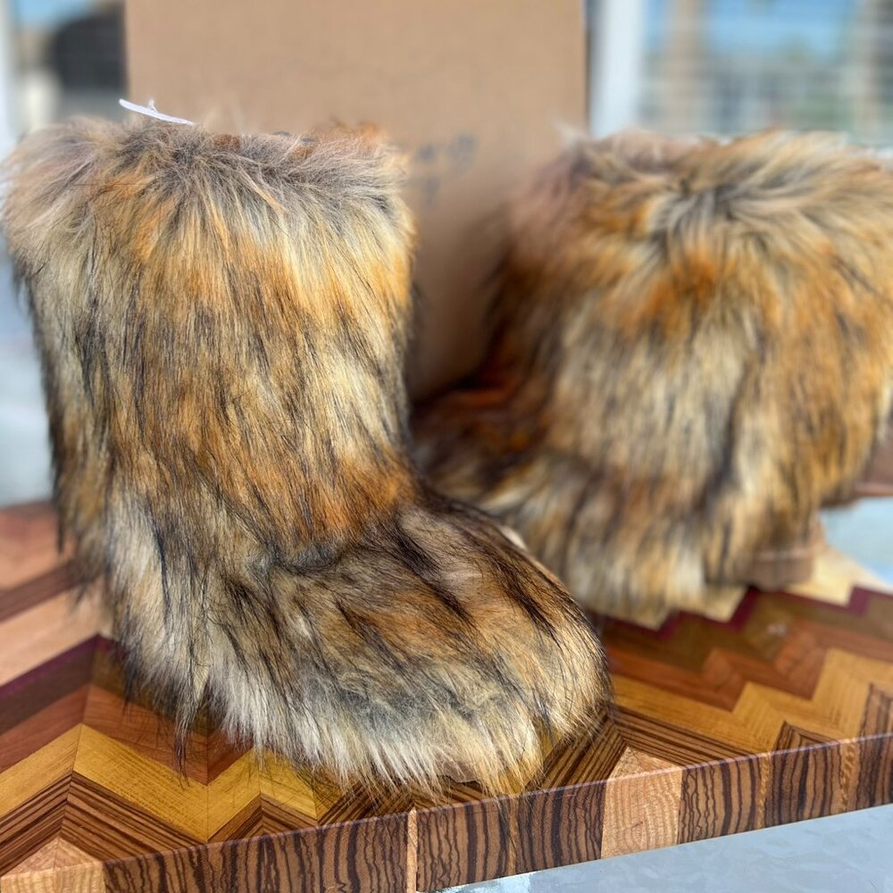 Sasha Brown and Black Bearpaw Furry Booties
